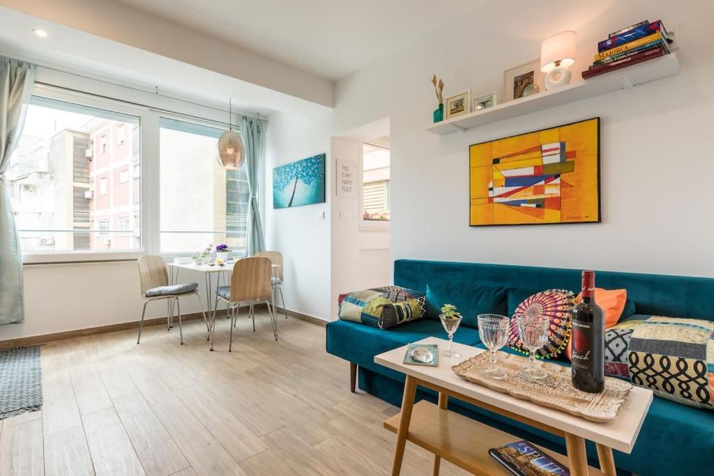 Brand New 1br Near Central Station, Old Town, Beach - 3 Minute Walking Apartmán Split
